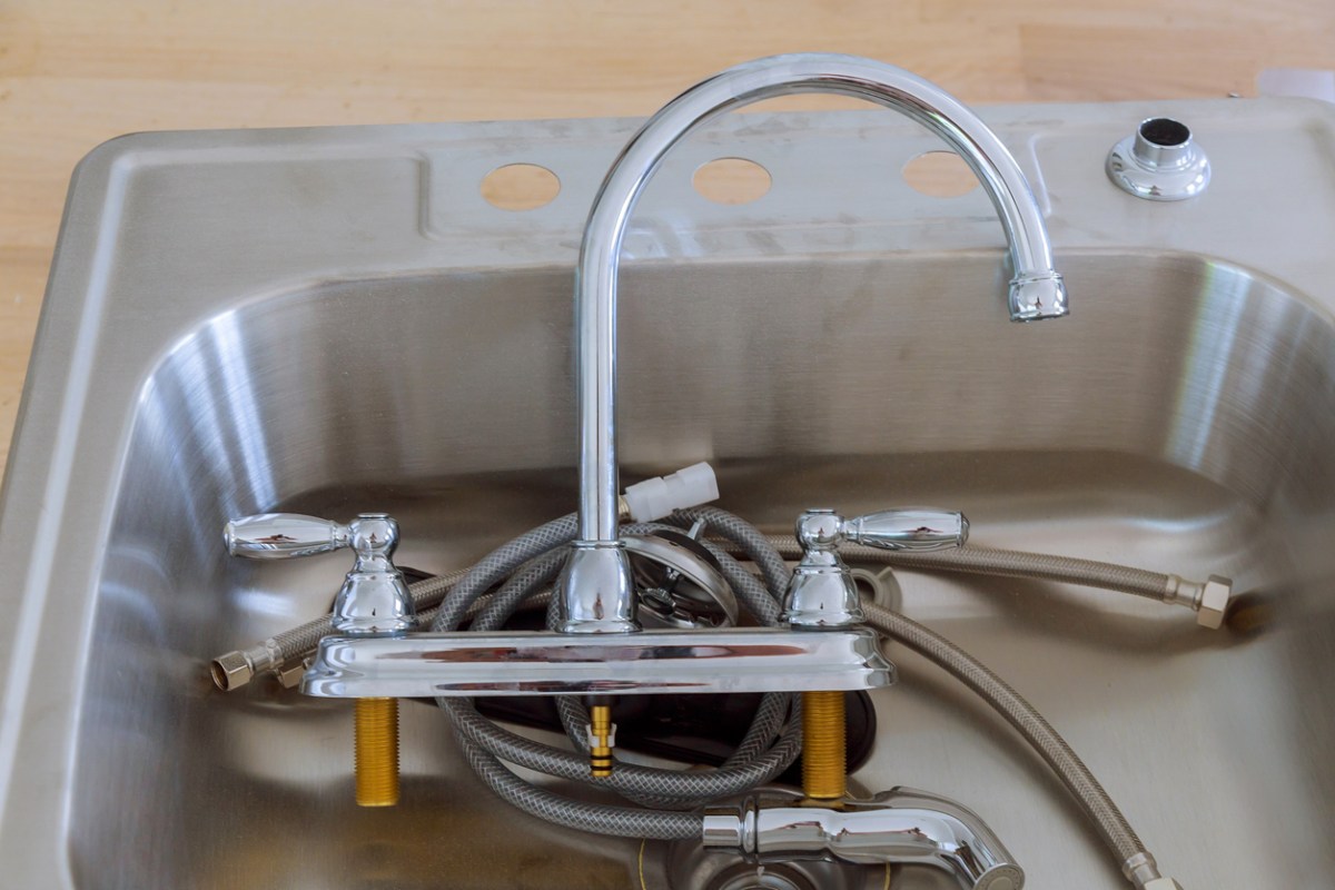 Faucet Tutorial How to Install a Faucet - Advice from Bob Vila