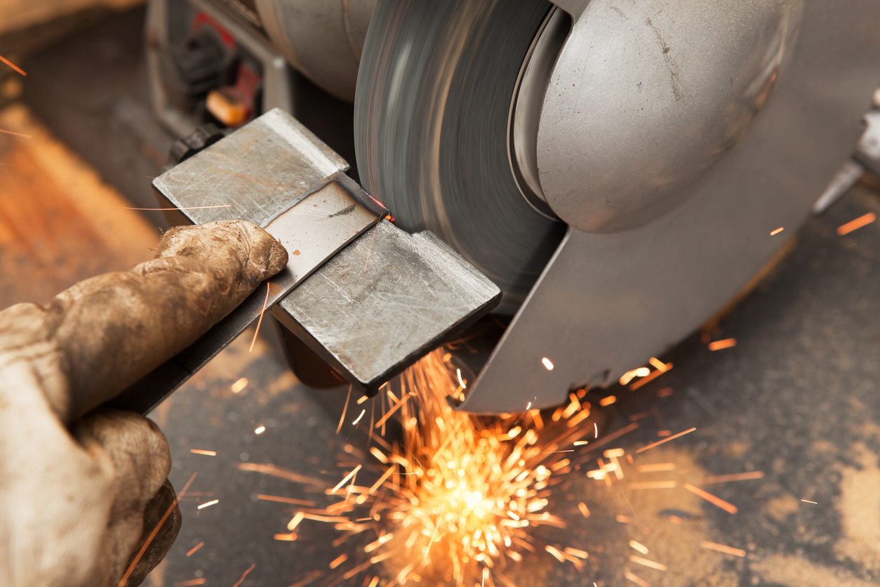 The 3 Best Ways to Sharpen a Spade Bit — Bob Vila