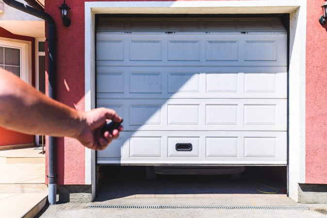 5 Curb Appeal Lessons from a Gorgeous Garage Makeover