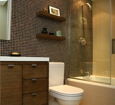 9 Designer Tips to Maximize Small Bathroom Design