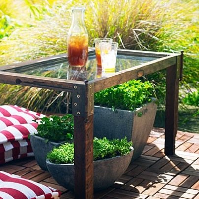 Weekend Projects: 5 Sturdy and Stylish DIY Dining Tables