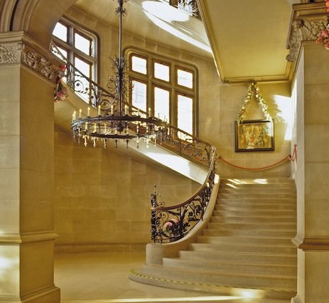 Biltmore-Estate-Grand-Staircase