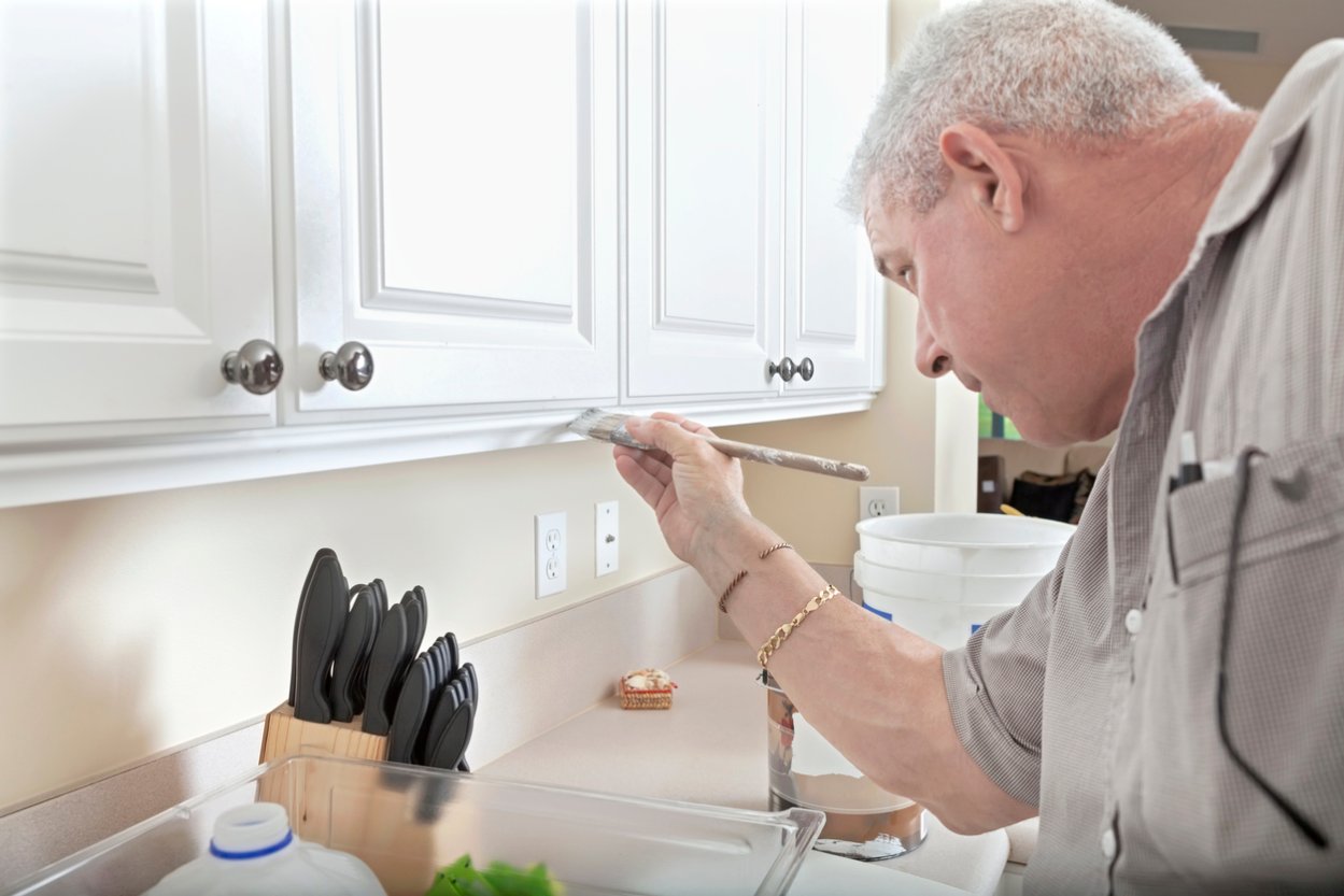 How to Refinish Cabinets and Give Your Kitchen a New Look