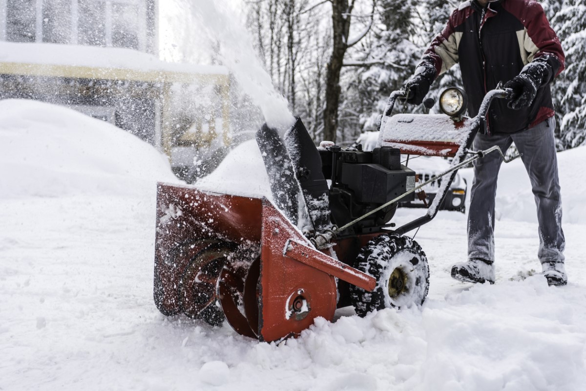 7 Tips for Snow Blower Maintenance