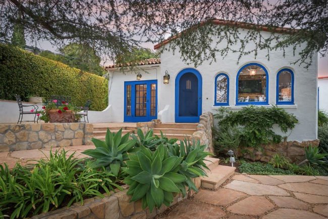 4 Reasons Homeowners Choose Tile Roofs