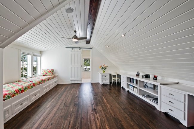 How to Maximize Attic Storage—Even in an Unfinished Space