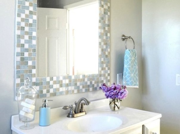 Solved! How Well Wallpaper Works in a Bathroom
