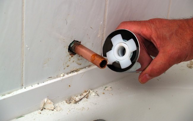 How to Replace a Tub Spout - Step 6