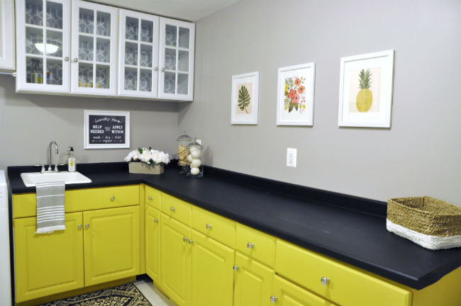 DIY Countertops Made with Chalkboard Paint