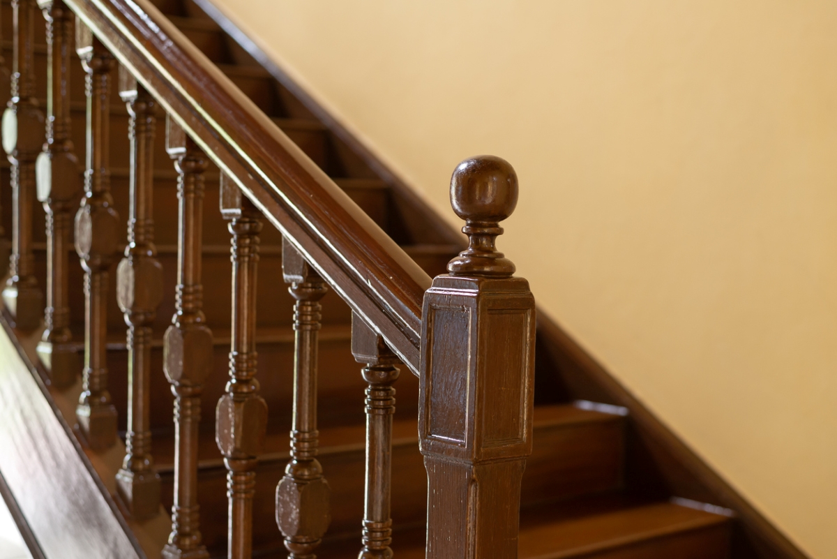 When Remodeling an Old House, What Should You Keep - antique staircase