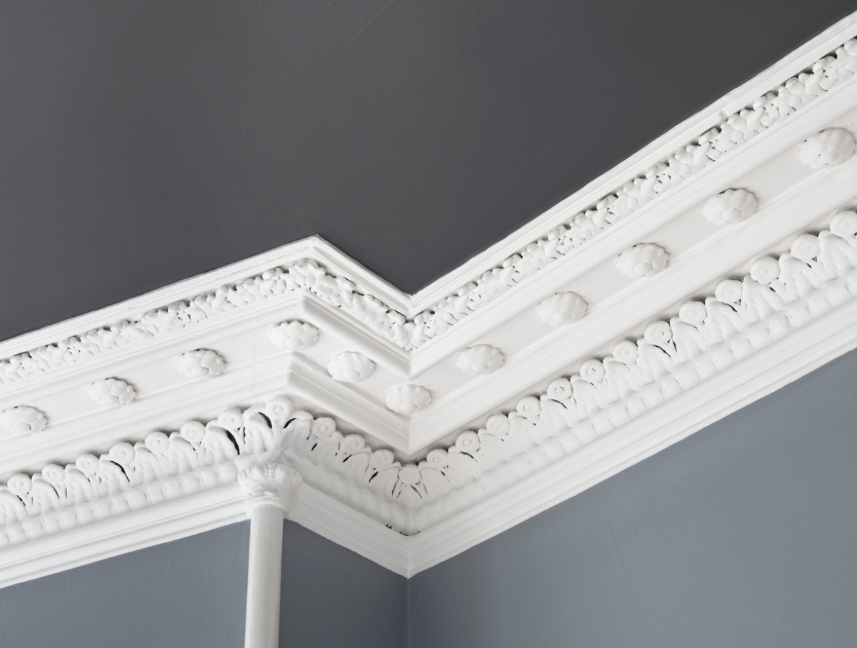 When Remodeling an Old House, What Should You Keep - cornice