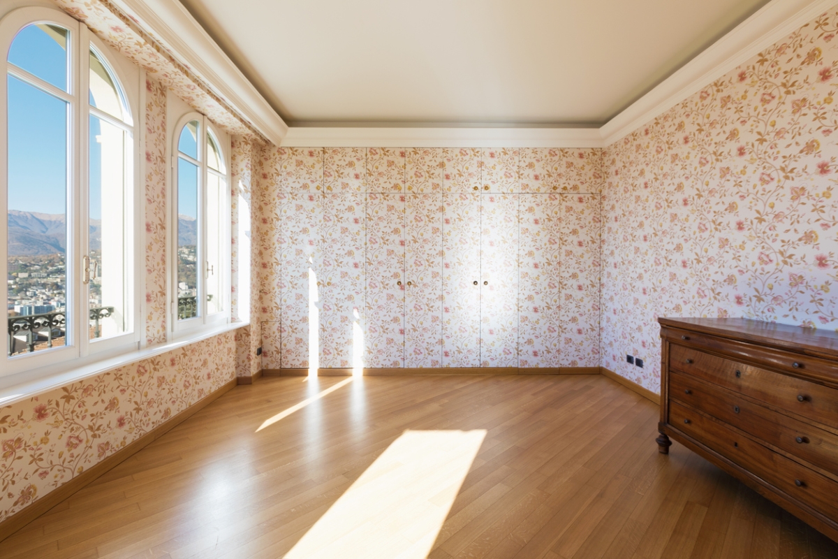 When Remodeling an Old House, What Should You Keep - vintage wallpaper