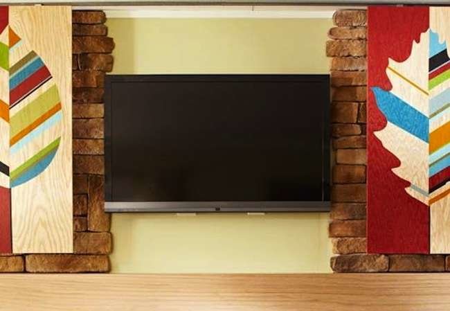 9 Ways to Make Your TV Look at Home