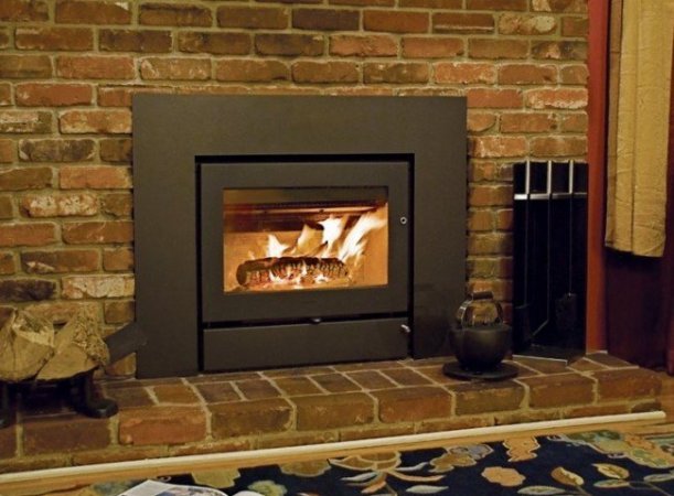 Bob Vila Radio: Retrofitting Fireplaces