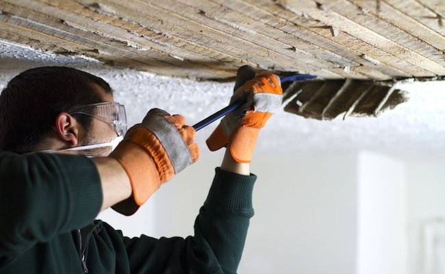 10 Plastering Tools for Wall Installation and Repair