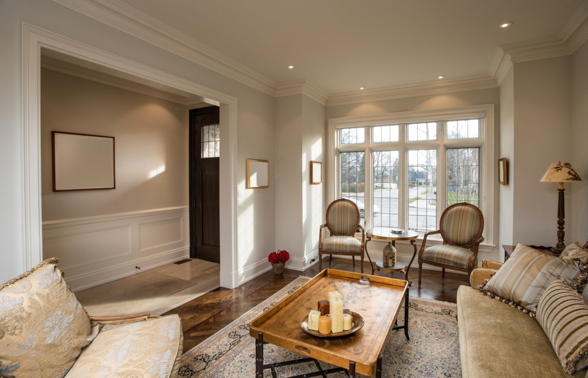 Installing Recessed Lighting in Traditional Interiors