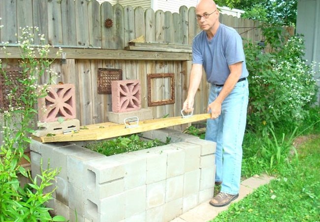 DIY Compost Bin - Cinder Blocks