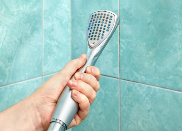 How to Clean a Shower Head: The 2 Best Methods to Get the Job Done