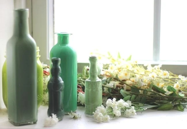 How to Paint Glass - Bottles