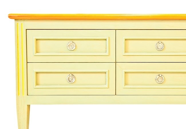 How to Refinish a Dresser