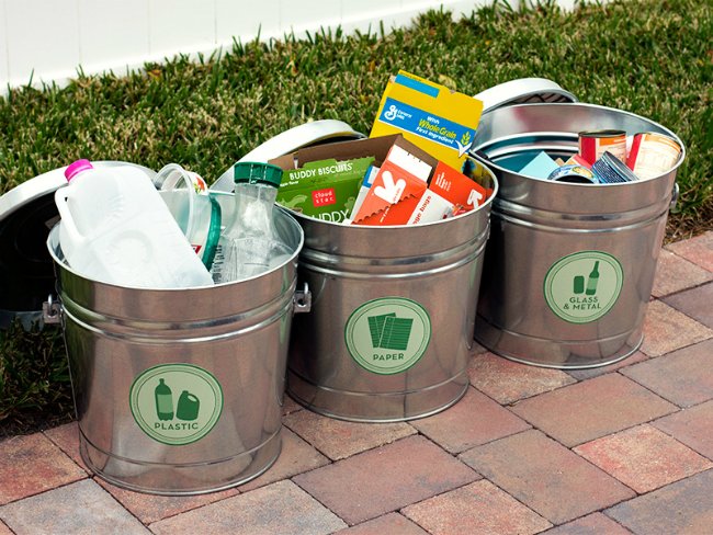 DIY Recyling Bins - Labeled Buckets