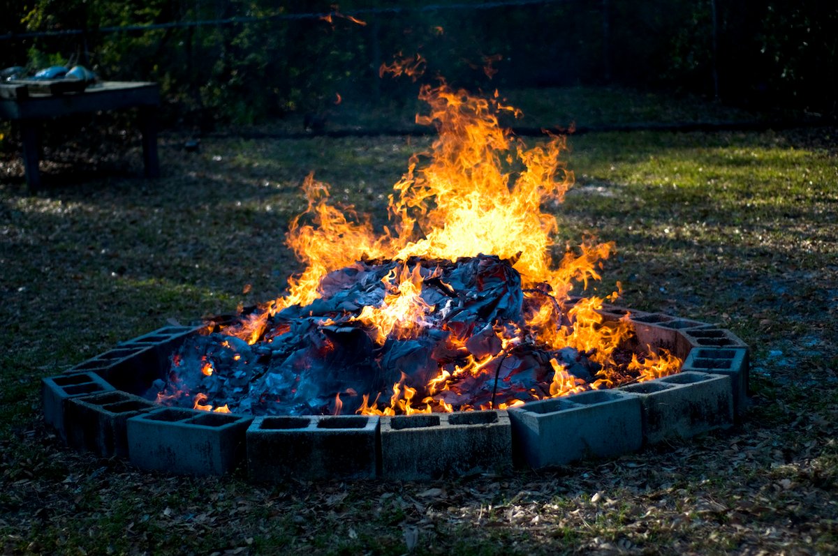 9 Ways to DIY a Fire Pit on a Budget