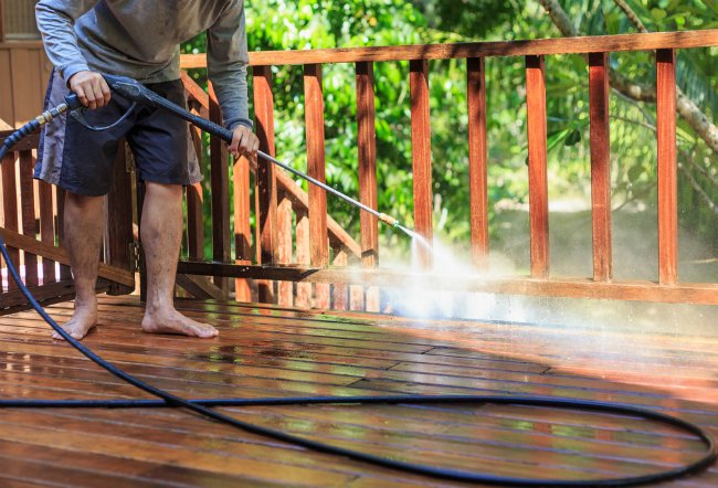 The Dos and Don’ts of Pressure-Washing