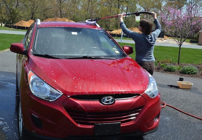 The Right Way to Wash Your Car