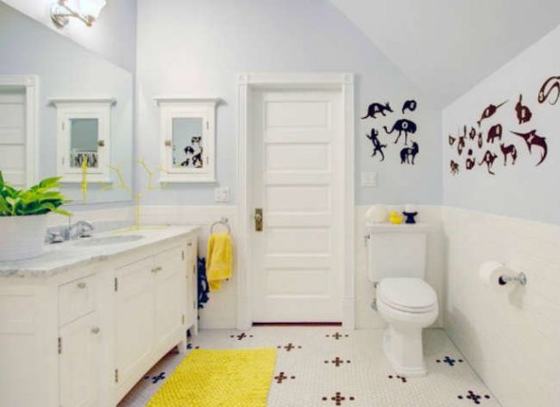 14 Ways to Stop Hating Your Small Bathroom