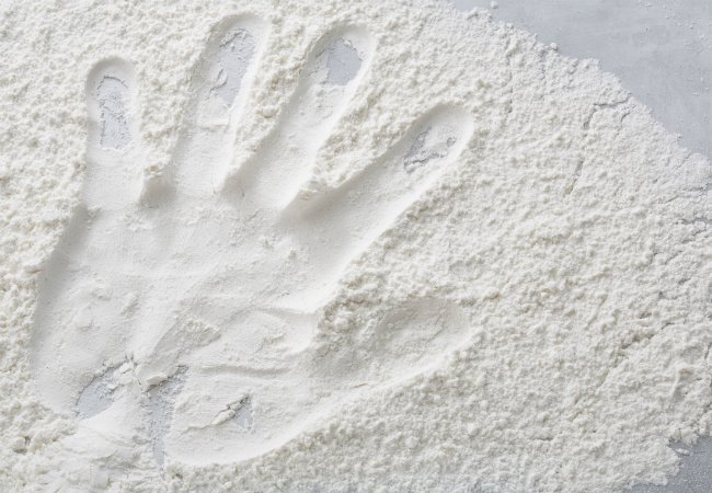 How to Fix a Hole in the Wall - With Flour Paste