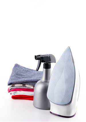 How to Clean the Bottom of an Iron - Clothes Iron