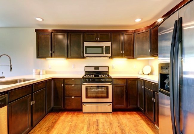 Kitchen Cabinet Refacing vs Replacing