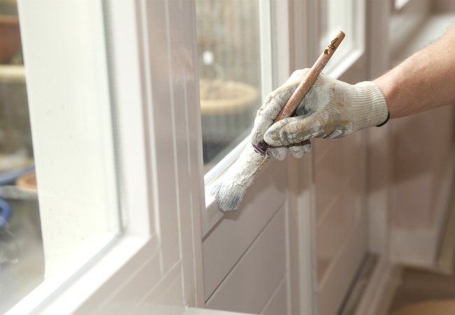 How to Remove Paint from Glass - Cleanup After a Paint Job