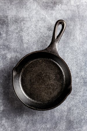 Cleaning Cast Iron - Cast Iron Cooking Pan