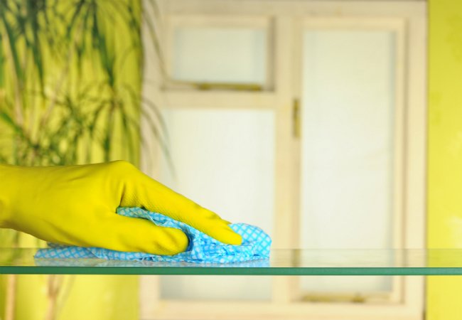 How To: Clean Plexiglass