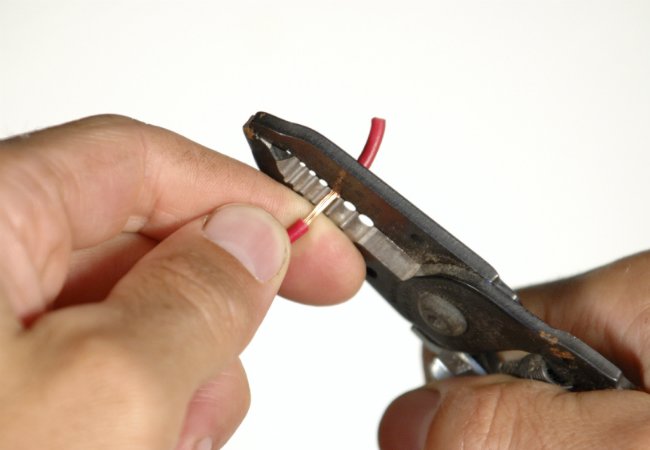 How to Strip Wire - Using a Wire Stripper