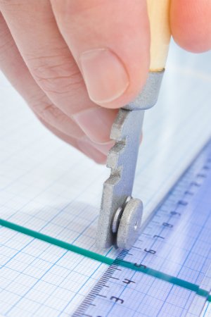 How to Cut Glass - Scoring Glass with a Glass Cutter
