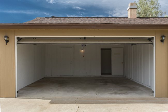 Concrete Floor Repair in the Garage