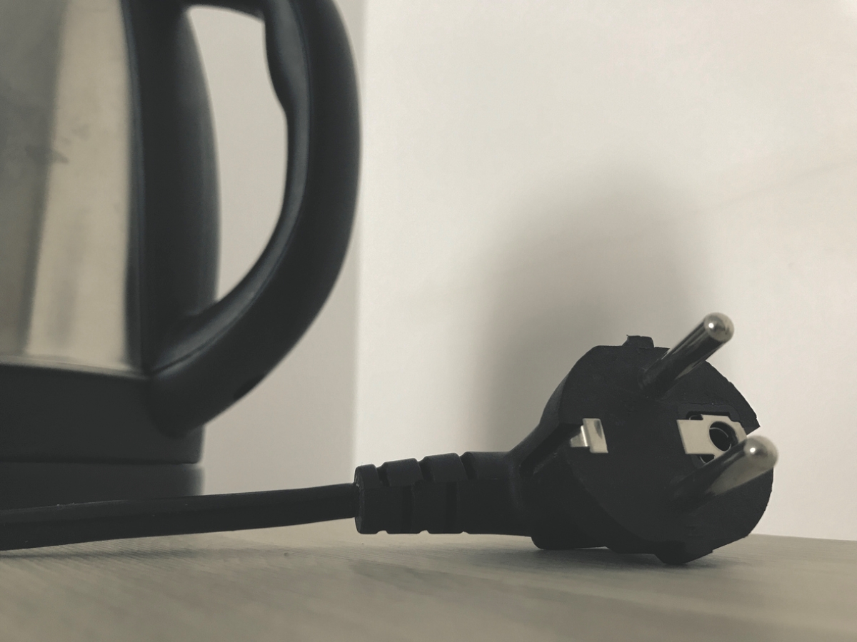 How to Descale a Kettle (Electric or Stovetop) Bob Vila