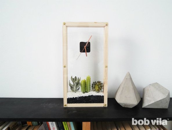 DIY Lite: Build a Clock that Displays the Time—and Your Plants