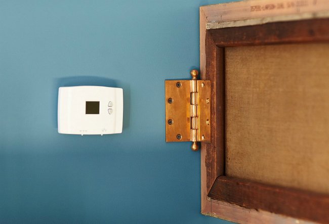 Hinged Picture Hiding Thermostat
