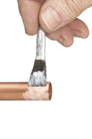 How to Sweat Copper Pipes using Plumbing Flux