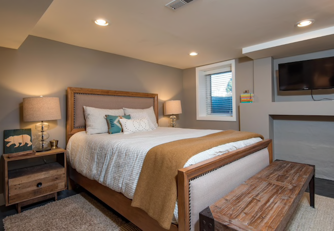 14 Tips for a Cozy Basement Bedroom