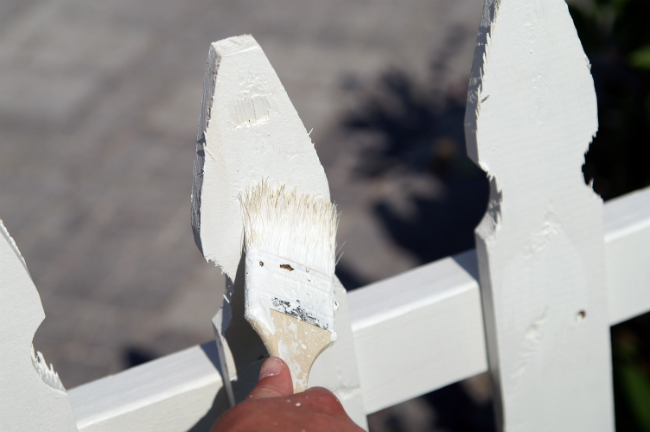 Renew a Picket Fence with Fresh Paint