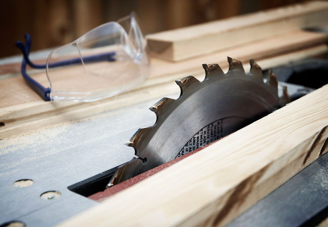 How to Use a Table Saw - Bob Vila