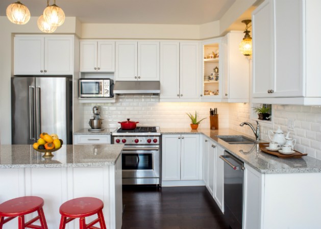 Get Custom Kitchen Cabinets with 7 Easy Installs