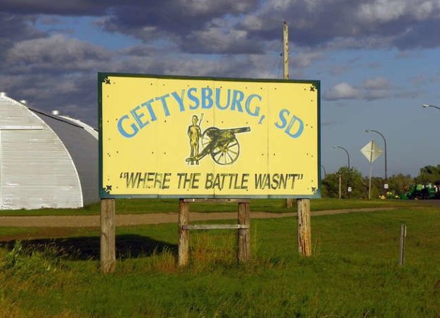 The 20 Best Town Mottoes from East to West