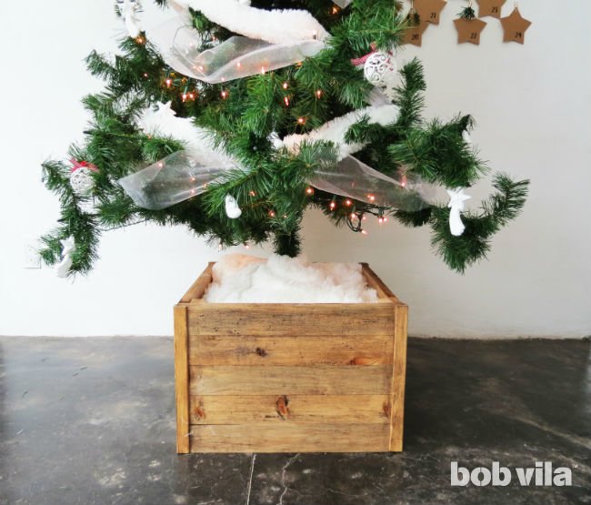 How to Make a DIY Christmas Tree Stand