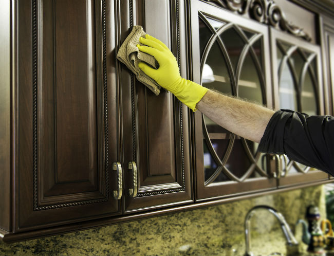 How to Remove Grease from Kitchen Cabinets