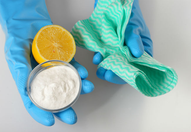 How to Remove Grease from Kitchen Cabinets with Baking Soda